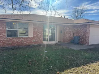 Sold home at 128 SW 6th Street
