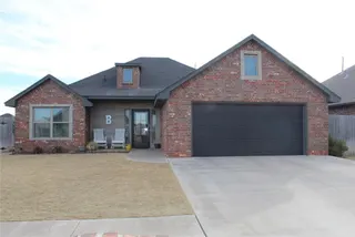 Sold home at 2806 Falling Leaves Drive