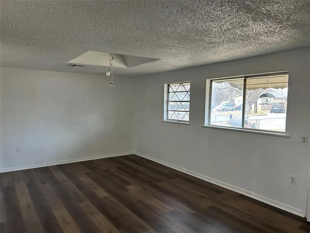 Photo 5 — 6212 NW 32nd Street, Bethany, OK 73008