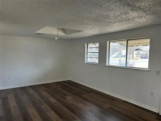 Photo 5 — 6212 NW 32nd Street, Bethany, OK 73008