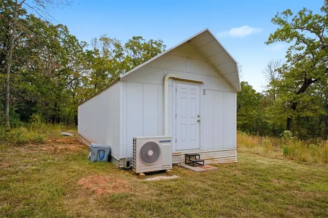 Photo 3 — 9301 172nd Street, Lexington, OK 73051