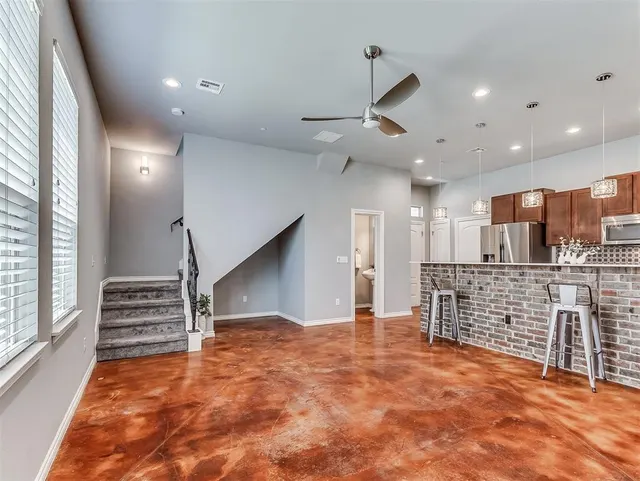 Photo 5 — 479 S Fretz Avenue, Edmond, OK 73003