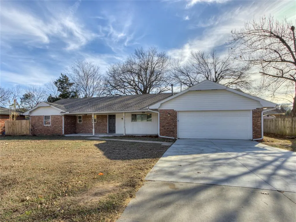 Front exterior — 734 McCall Drive, Norman, OK 73072