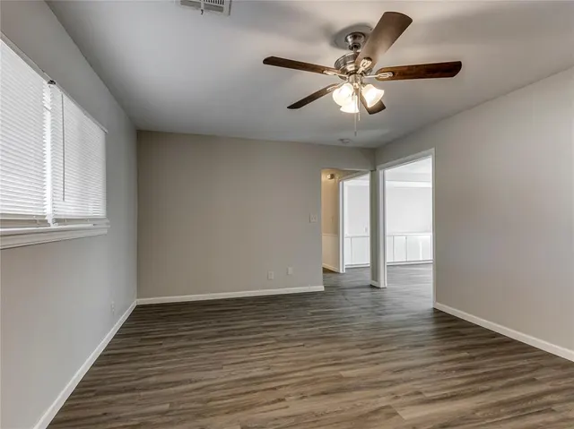Photo 7 — 734 McCall Drive, Norman, OK 73072