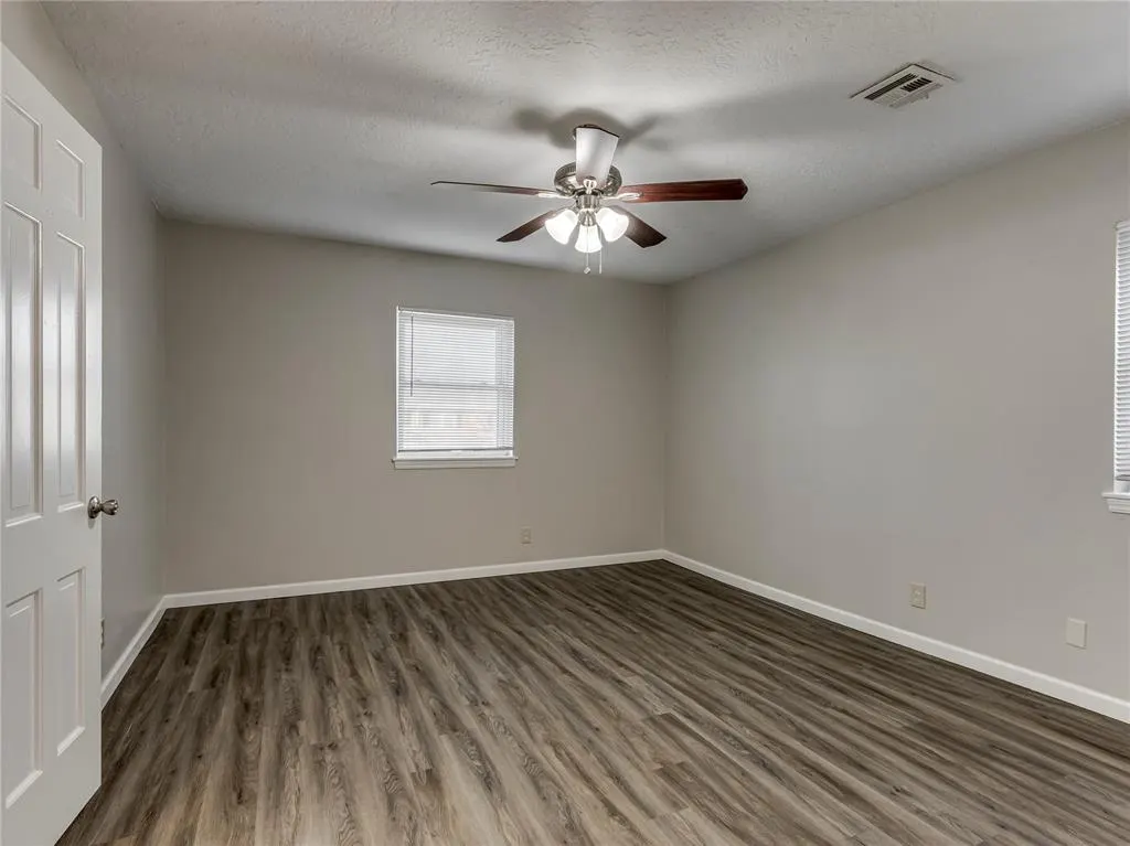 Photo 17 — 734 McCall Drive, Norman, OK 73072