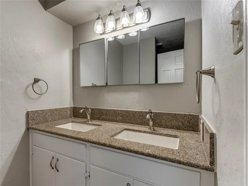 Photo 21 — 734 McCall Drive, Norman, OK 73072