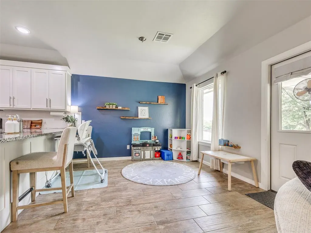 Photo 10 — 9542 Pastoral Drive, Guthrie, OK 73044