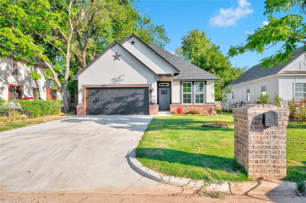 Photo 5 — 607 SW 31 Street, Oklahoma City, OK 73109