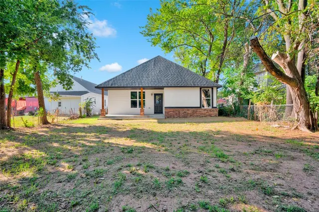 Photo 8 — 607 SW 31 Street, Oklahoma City, OK 73109