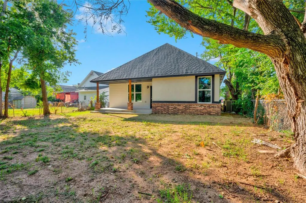 Photo 10 — 607 SW 31 Street, Oklahoma City, OK 73109