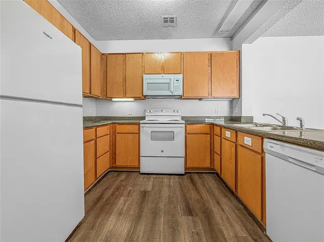 Photo 3 — 2200 Classen Boulevard 4121, Norman, OK 73071