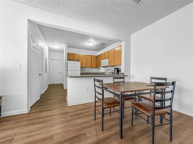 Photo 4 — 2200 Classen Boulevard 4121, Norman, OK 73071