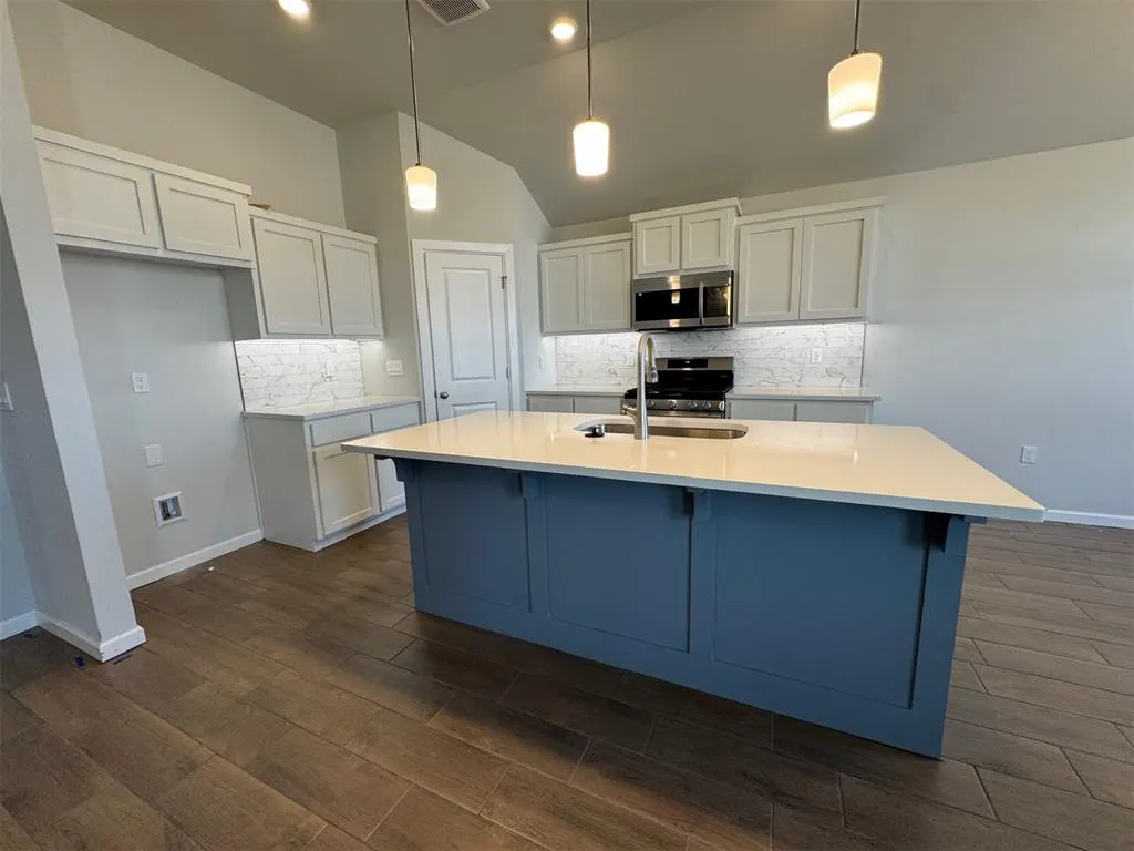 Photo 5 — 10729 Painted Turtle Way, Midwest City, OK 73130