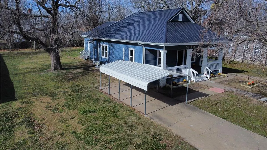 Photo 7 — 315 S 7th Street, Okemah, OK 74859