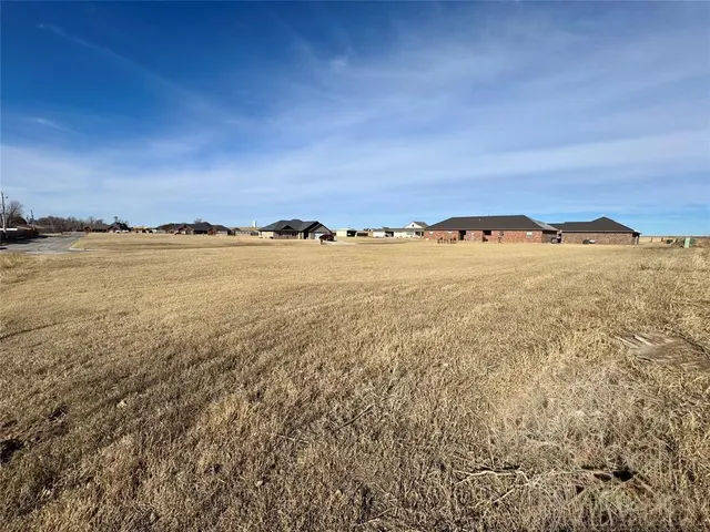 Photo 8 — 1006 Johnny Klaassen Drive, Hydro, OK 73048