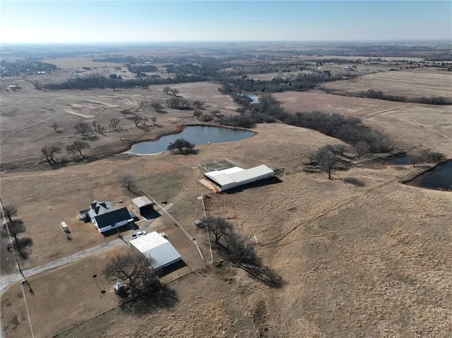 Photo 7 — 1208 County Street 2910, Tuttle, OK 73089