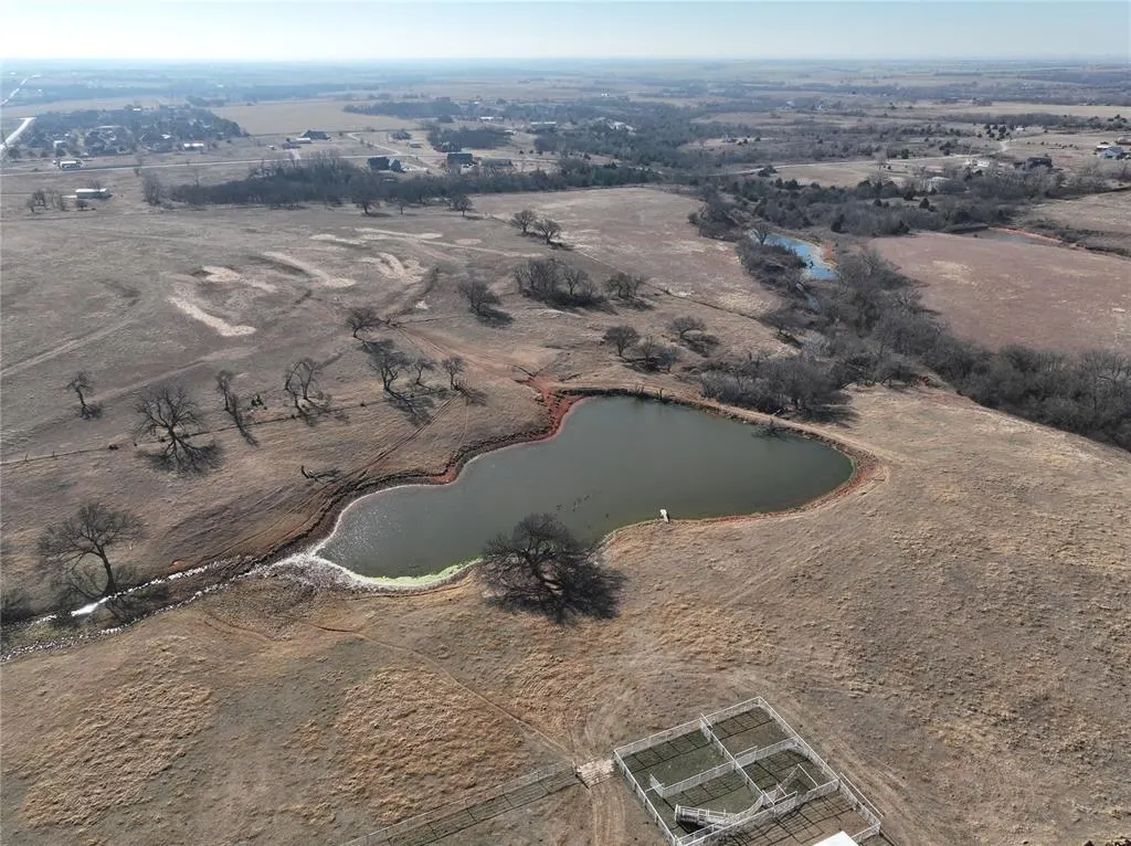 Photo 10 — 1208 County Street 2910, Tuttle, OK 73089