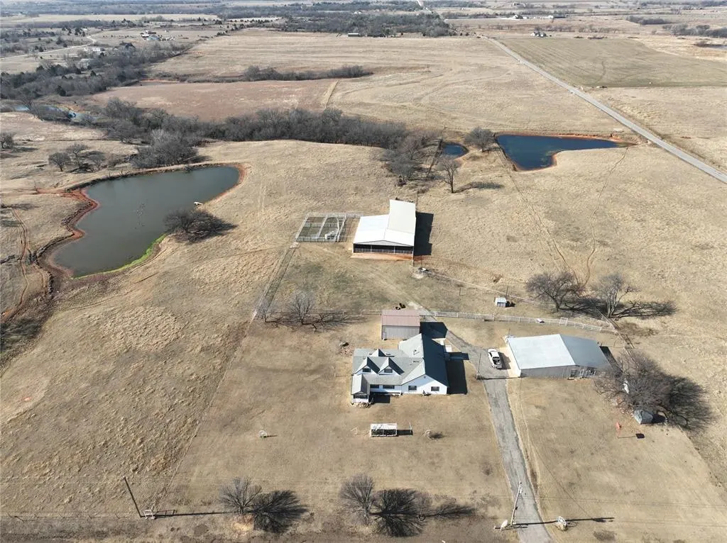 Photo 26 — 1208 County Street 2910, Tuttle, OK 73089