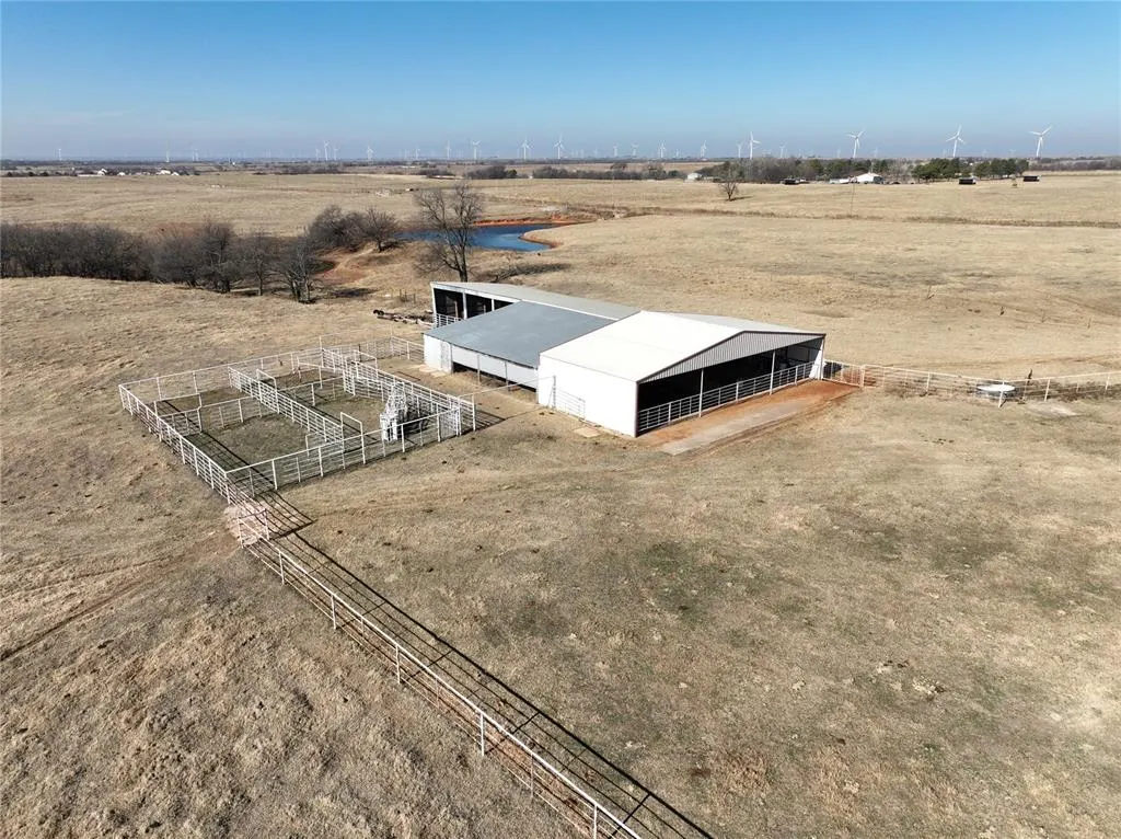 Photo 31 — 1208 County Street 2910, Tuttle, OK 73089