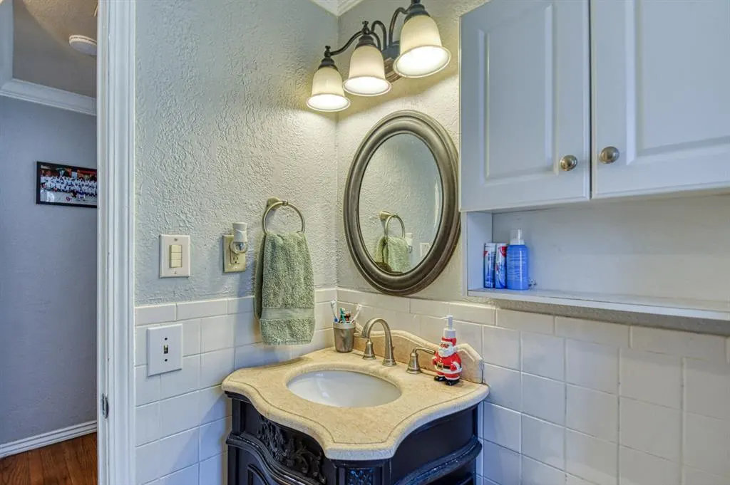 Photo 14 — 1121 W Apache Street, Norman, OK 73069