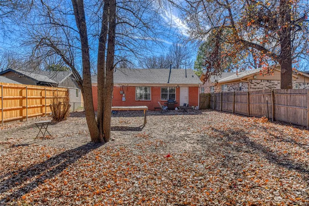 Photo 22 — 1121 W Apache Street, Norman, OK 73069