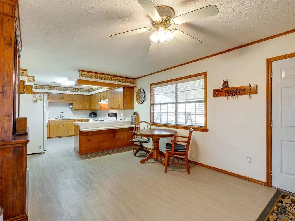 Photo 6 — 9 N Jerome Street, Coalgate, OK 74538