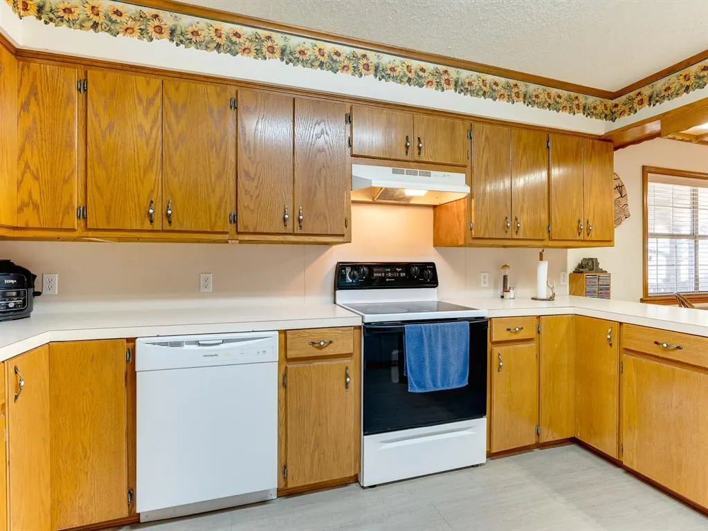Photo 9 — 9 N Jerome Street, Coalgate, OK 74538