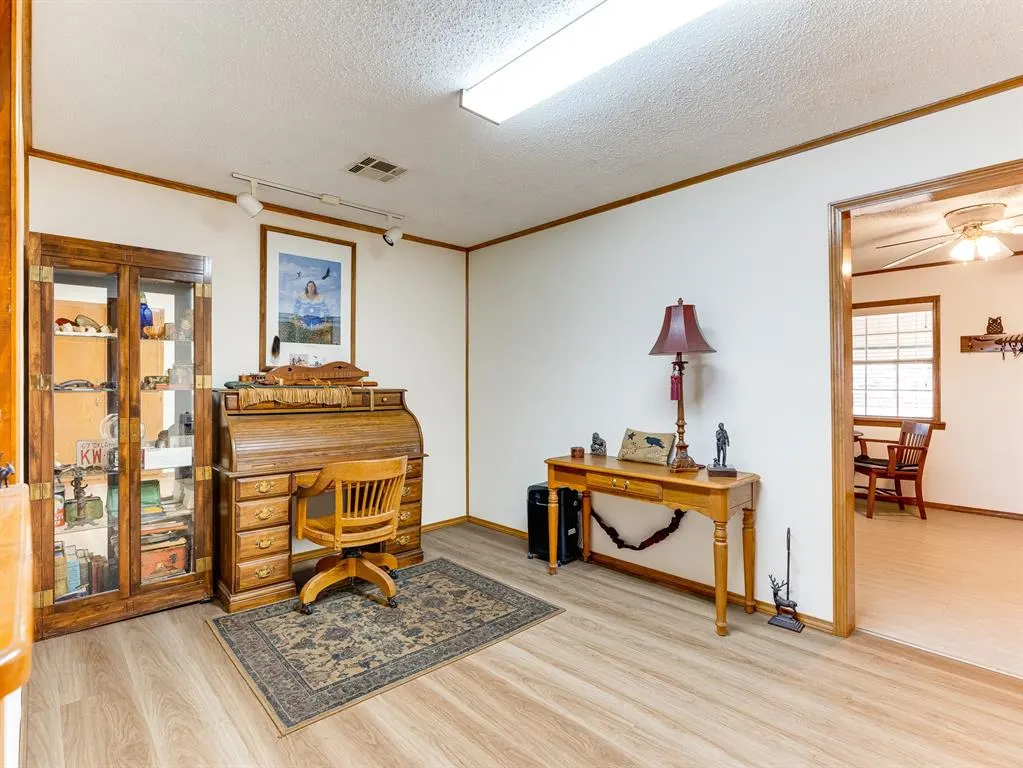 Photo 13 — 9 N Jerome Street, Coalgate, OK 74538