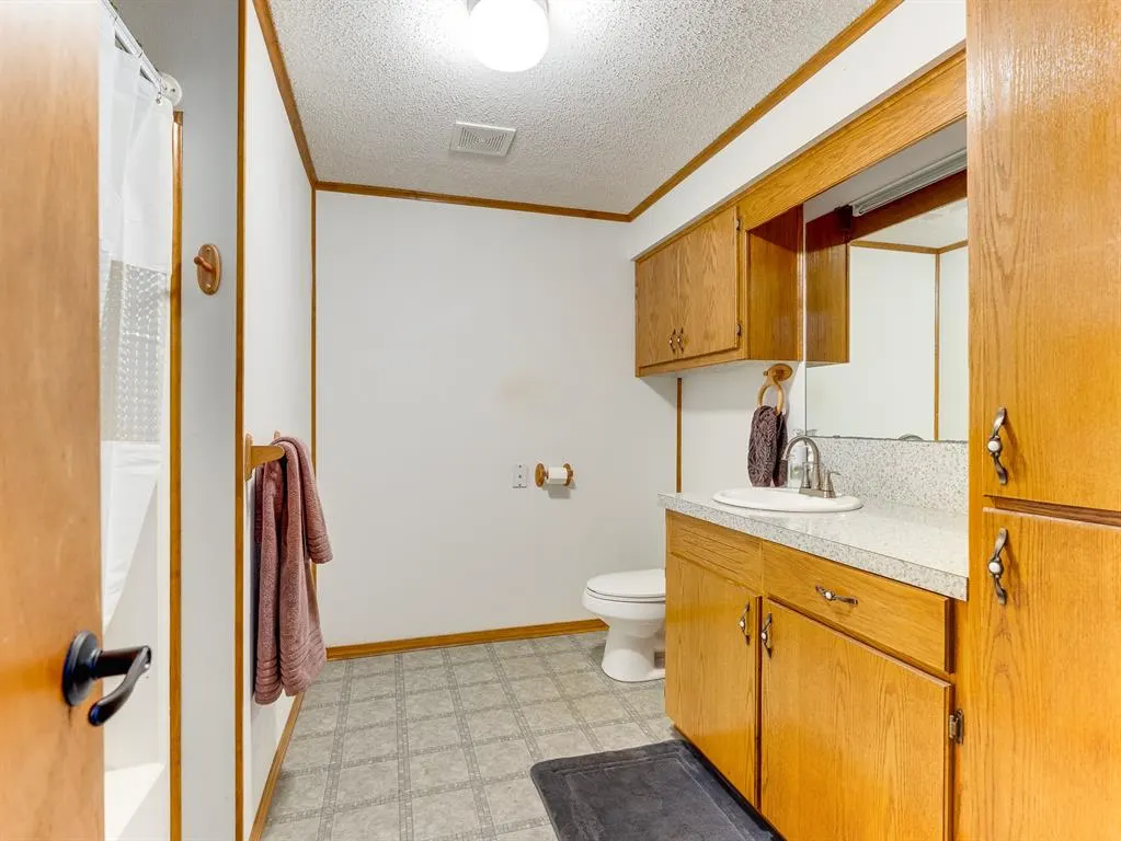 Photo 17 — 9 N Jerome Street, Coalgate, OK 74538