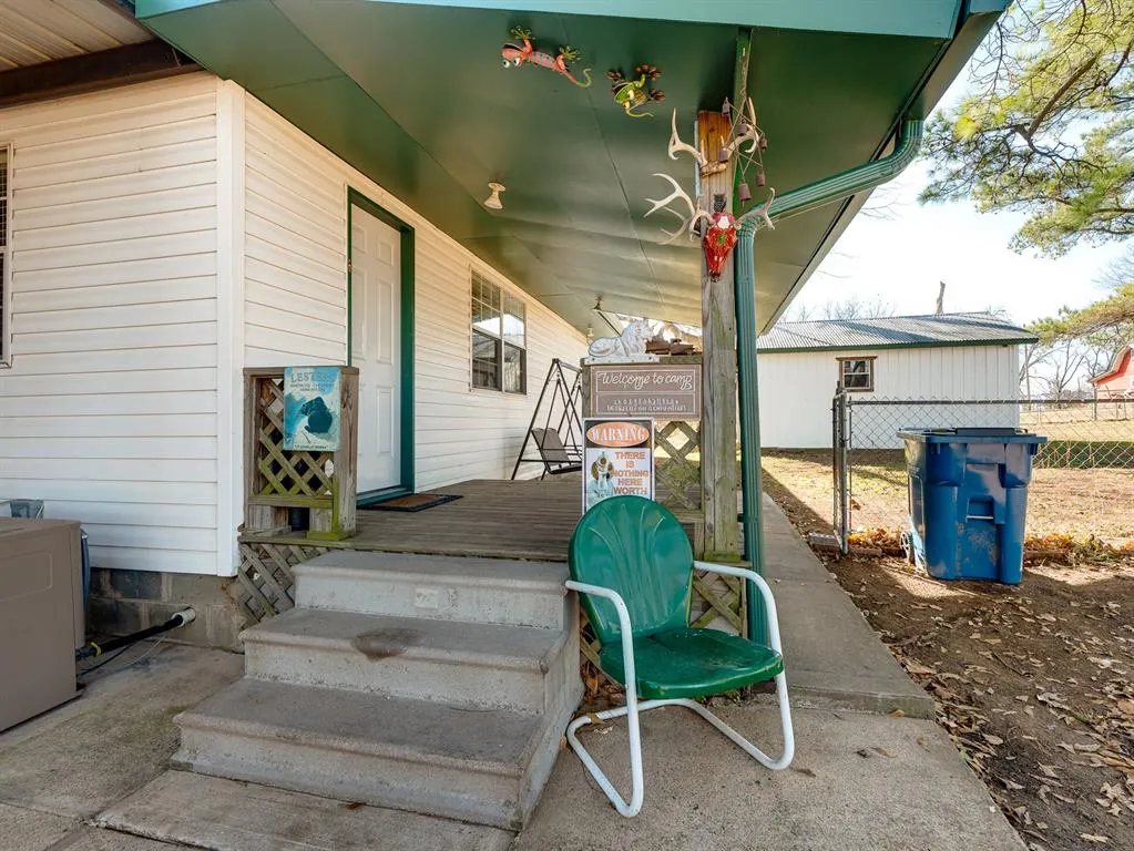 Photo 37 — 9 N Jerome Street, Coalgate, OK 74538