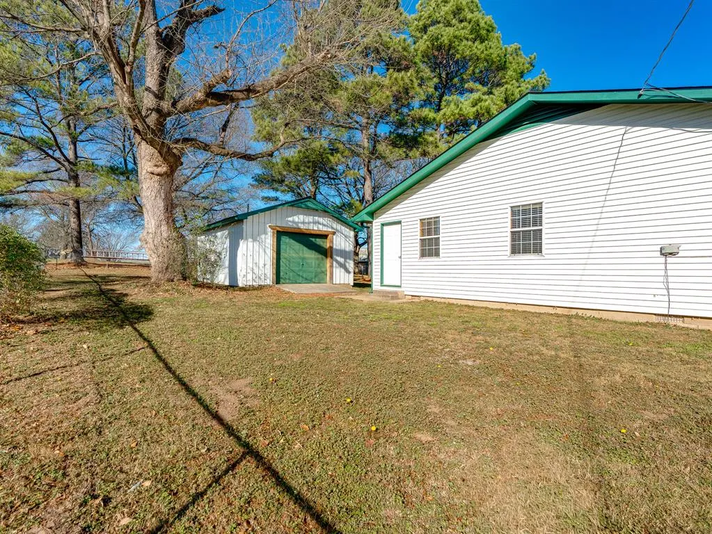 Photo 39 — 9 N Jerome Street, Coalgate, OK 74538
