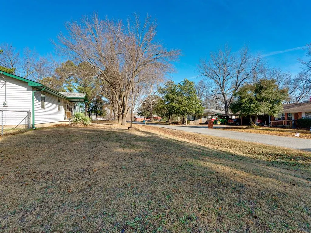 Photo 43 — 9 N Jerome Street, Coalgate, OK 74538