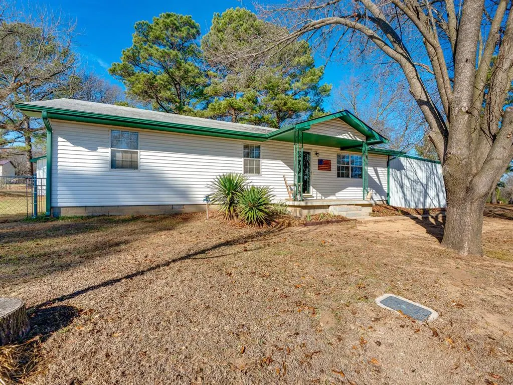 Photo 45 — 9 N Jerome Street, Coalgate, OK 74538