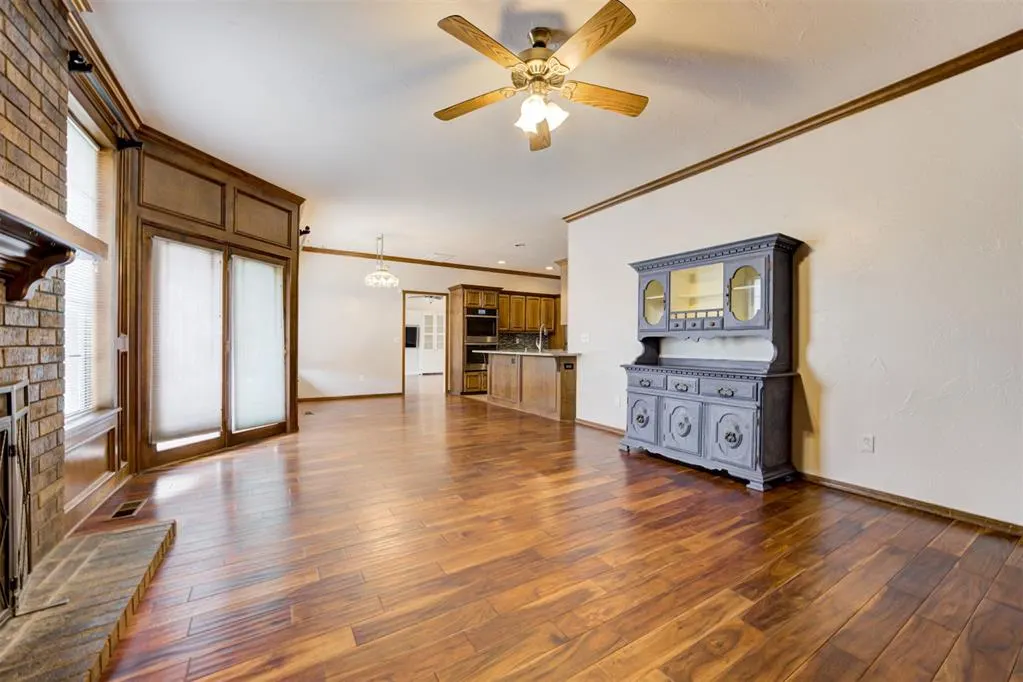 Photo 11 — 1401 Brixton Court, Edmond, OK 73034