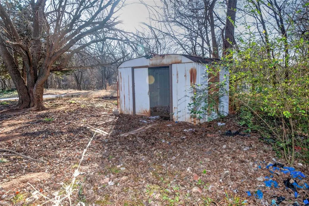 Photo 3 — 223 E 9th Street, Chandler, OK 74834