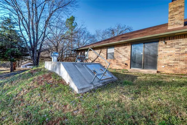 Photo 6 — 223 E 9th Street, Chandler, OK 74834