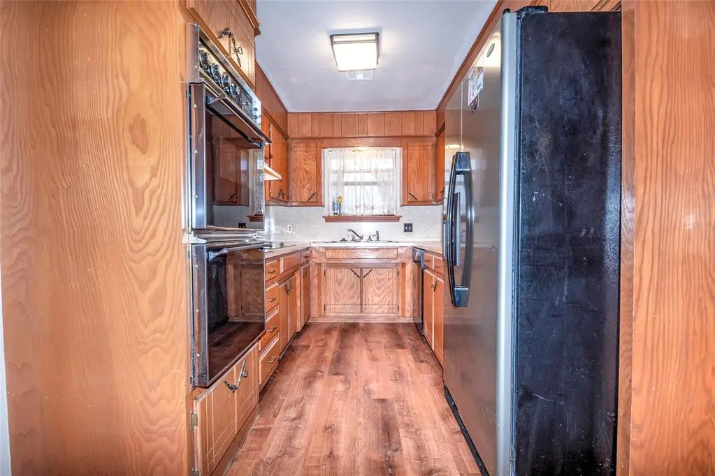Photo 13 — 223 E 9th Street, Chandler, OK 74834