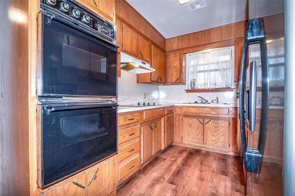 Photo 14 — 223 E 9th Street, Chandler, OK 74834