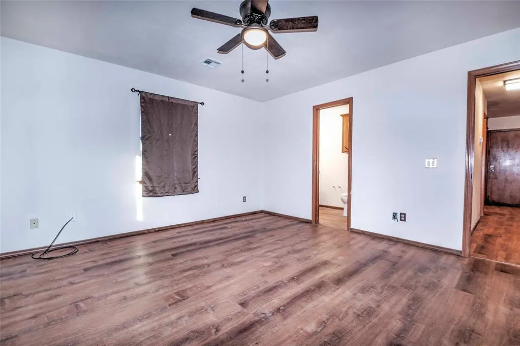 Photo 20 — 223 E 9th Street, Chandler, OK 74834