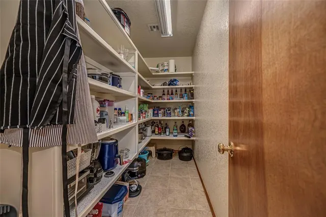 Photo 7 — 2420 SW 116th Street, Oklahoma City, OK 73170