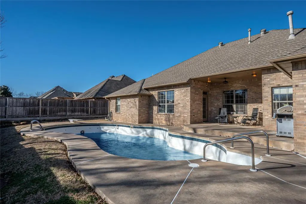 Photo 33 — 2420 SW 116th Street, Oklahoma City, OK 73170
