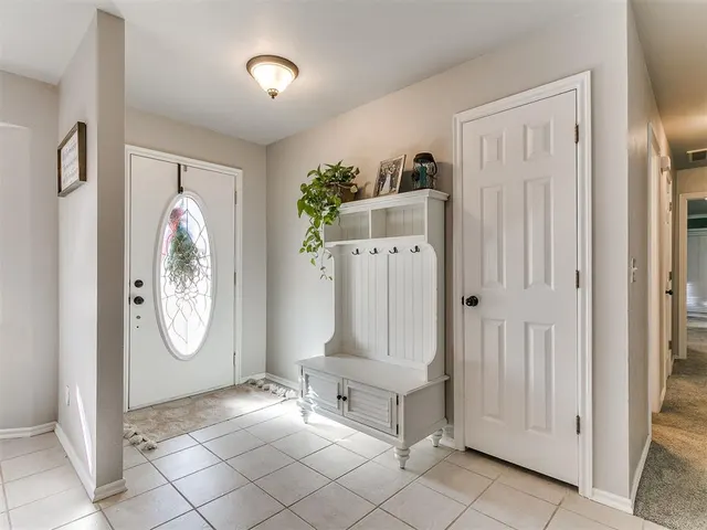 Photo 3 — 2306 County Road 1231, Blanchard, OK 73010