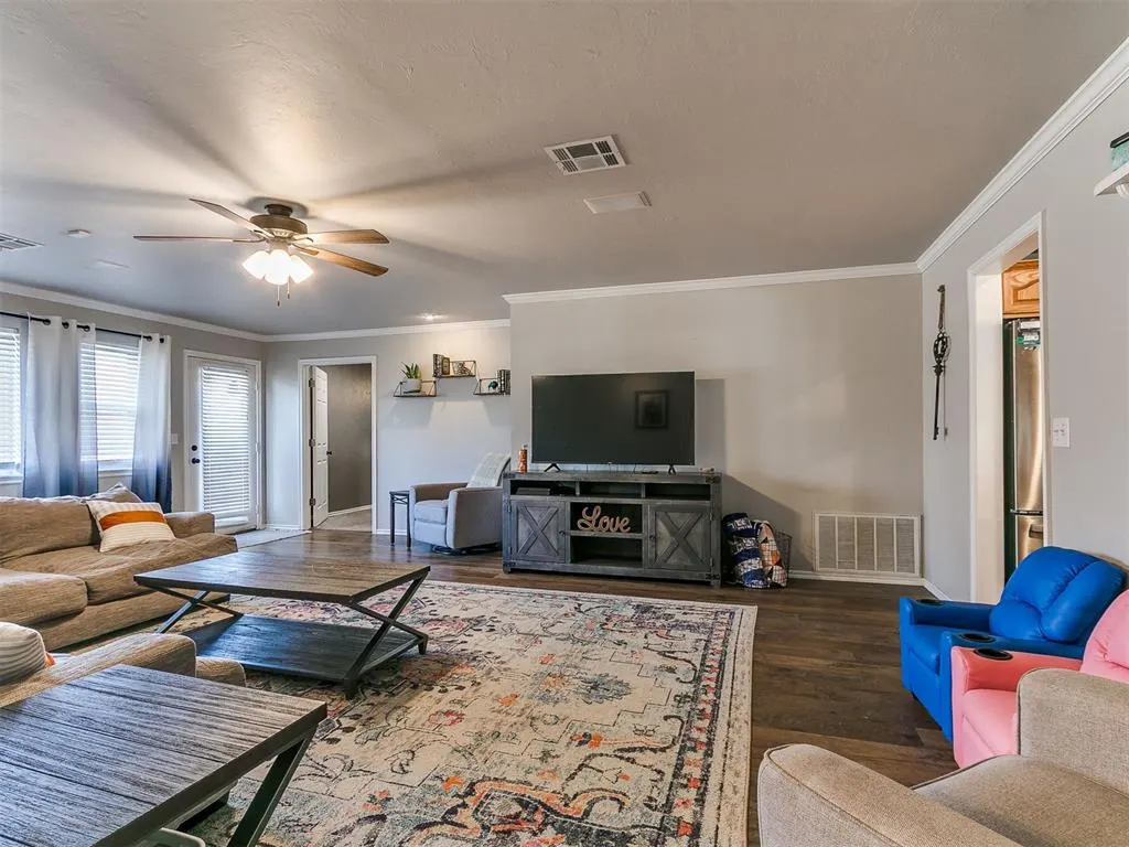 Photo 14 — 2306 County Road 1231, Blanchard, OK 73010