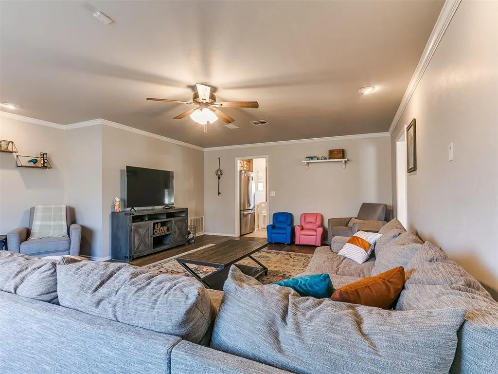Photo 15 — 2306 County Road 1231, Blanchard, OK 73010