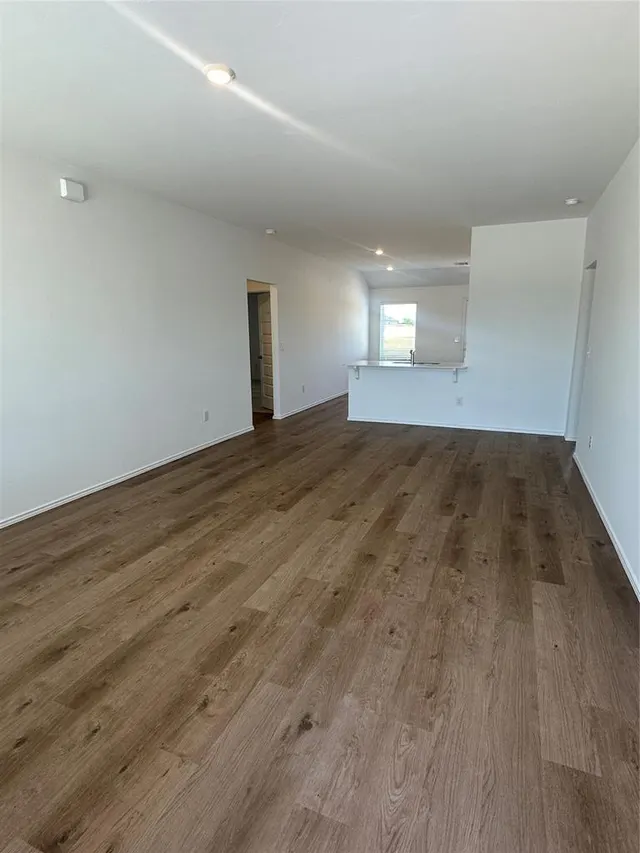 Photo 3 — 40968 Shawnee Meadows Drive, Shawnee, OK 74804