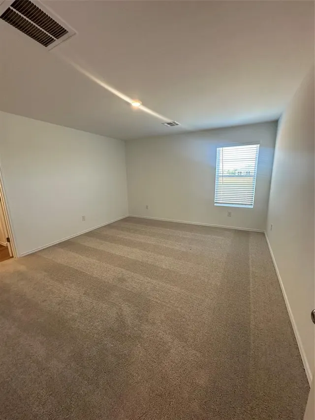 Photo 8 — 40968 Shawnee Meadows Drive, Shawnee, OK 74804
