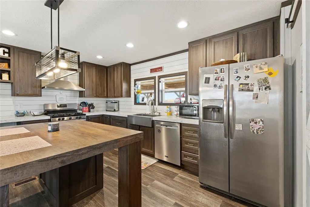 Photo 14 — 619 N 16th Street, Thomas, OK 73669