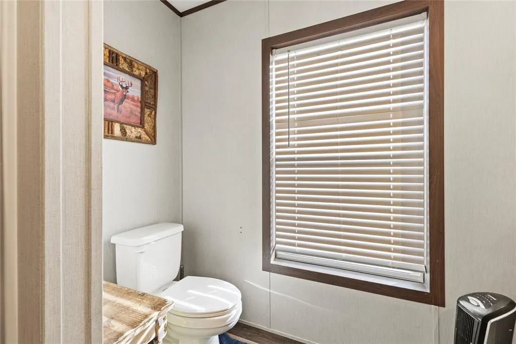 Photo 27 — 619 N 16th Street, Thomas, OK 73669