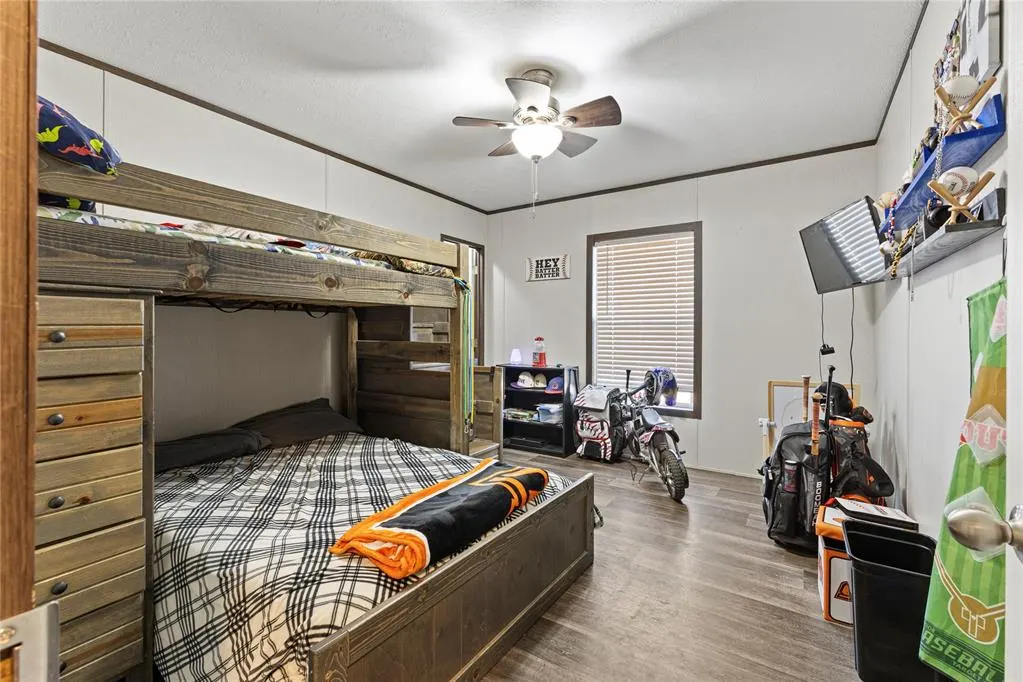 Photo 31 — 619 N 16th Street, Thomas, OK 73669