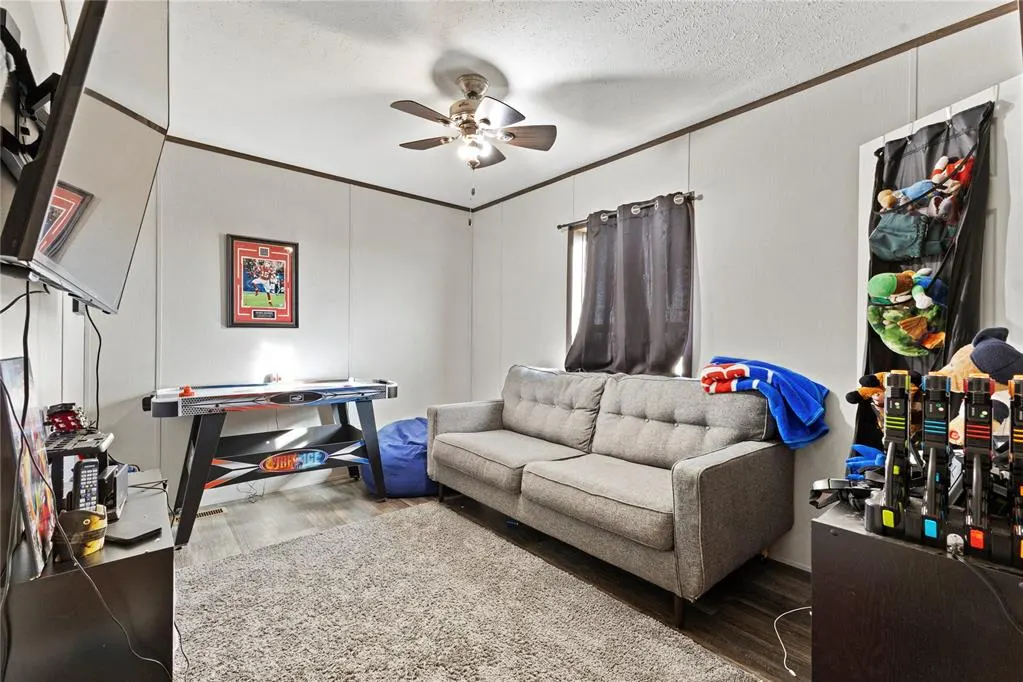 Photo 33 — 619 N 16th Street, Thomas, OK 73669